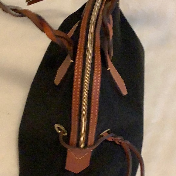Dooney & Bourke handbag - Picture 6 of 11